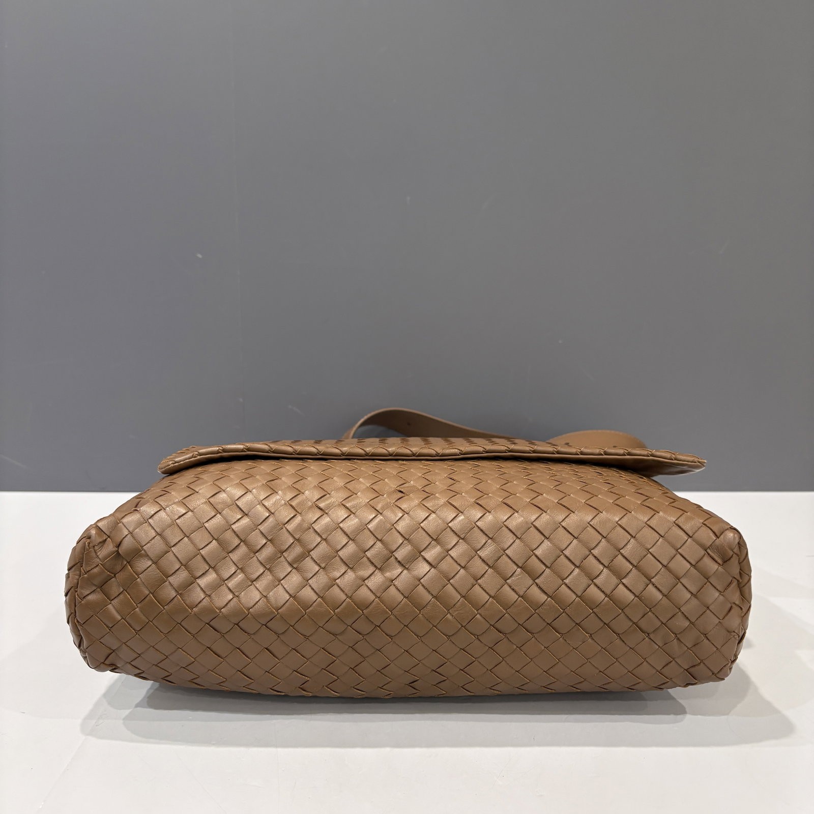 Bottega Veneta Messenger Brown Lambskin Intrecciato Nappa (ac031926b7)
