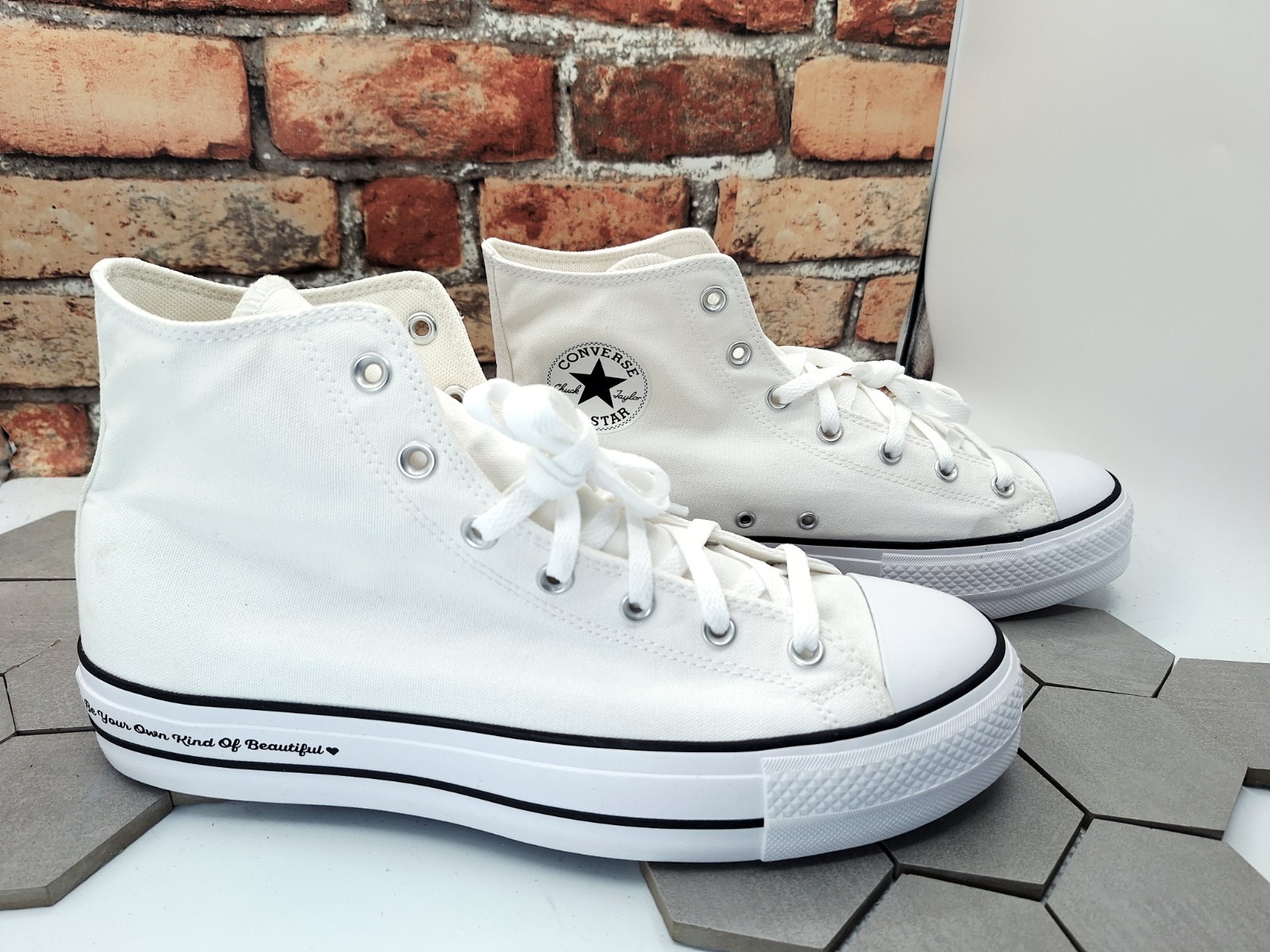 Converse CTAS Hi 1.5in Platform Lift OX White Black Men’s Sz 11 Canvas Sneakers