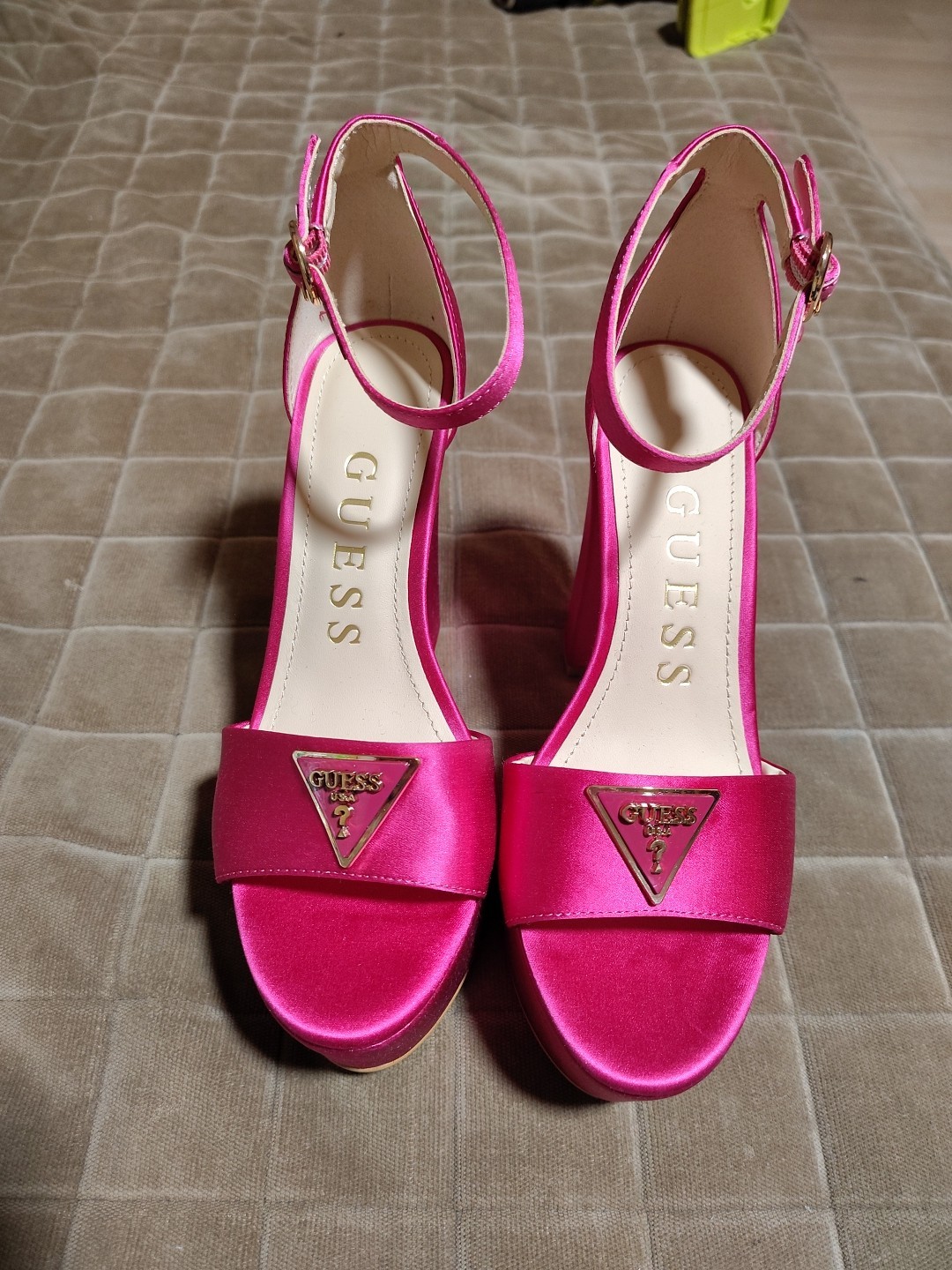 Guess 120mm Seton pumps in a fuchsia or dark pink satin finish.