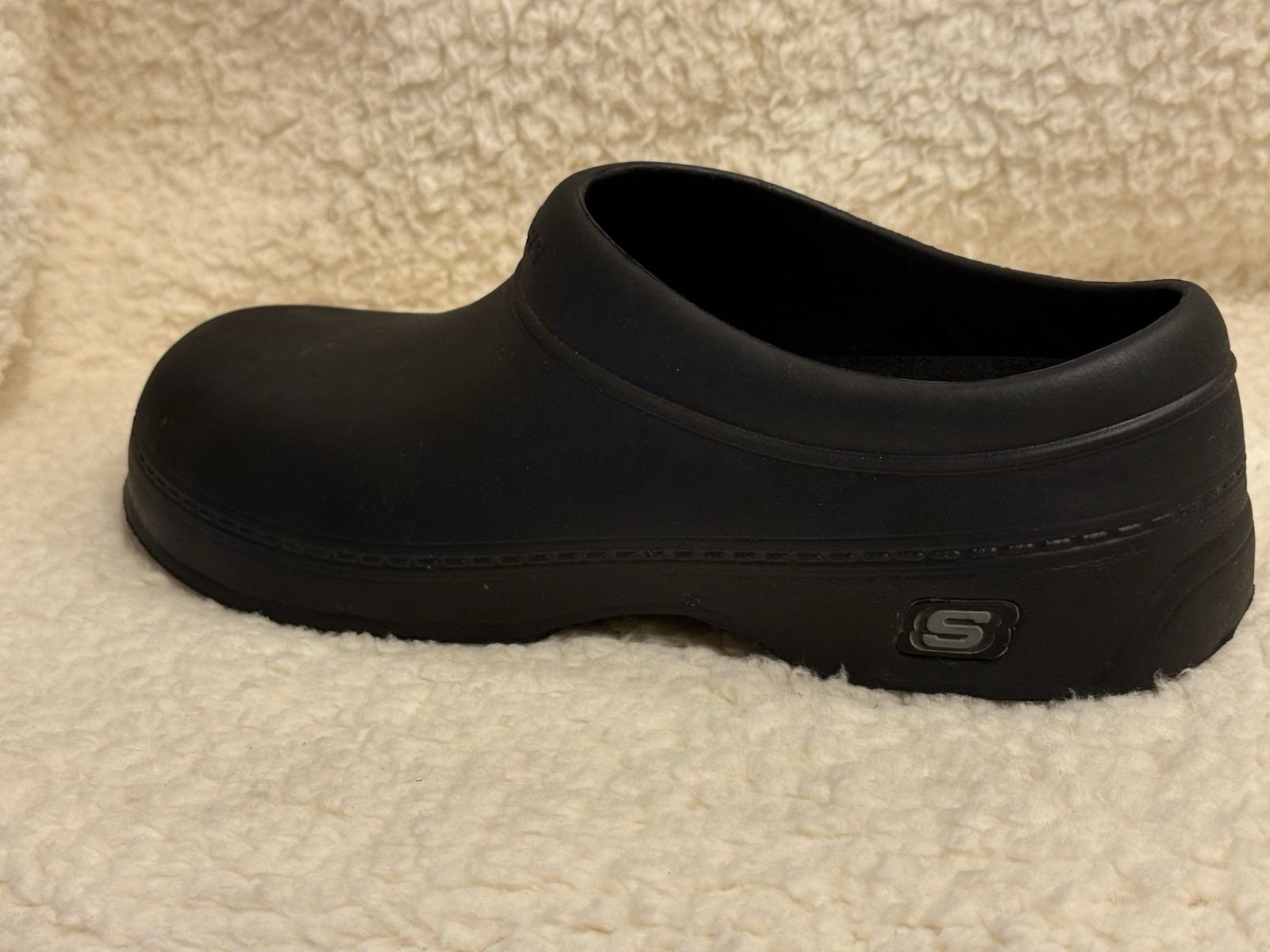 Men’s Sketcher’s Work Slip Resistance Size 12 Black Slip-on Used