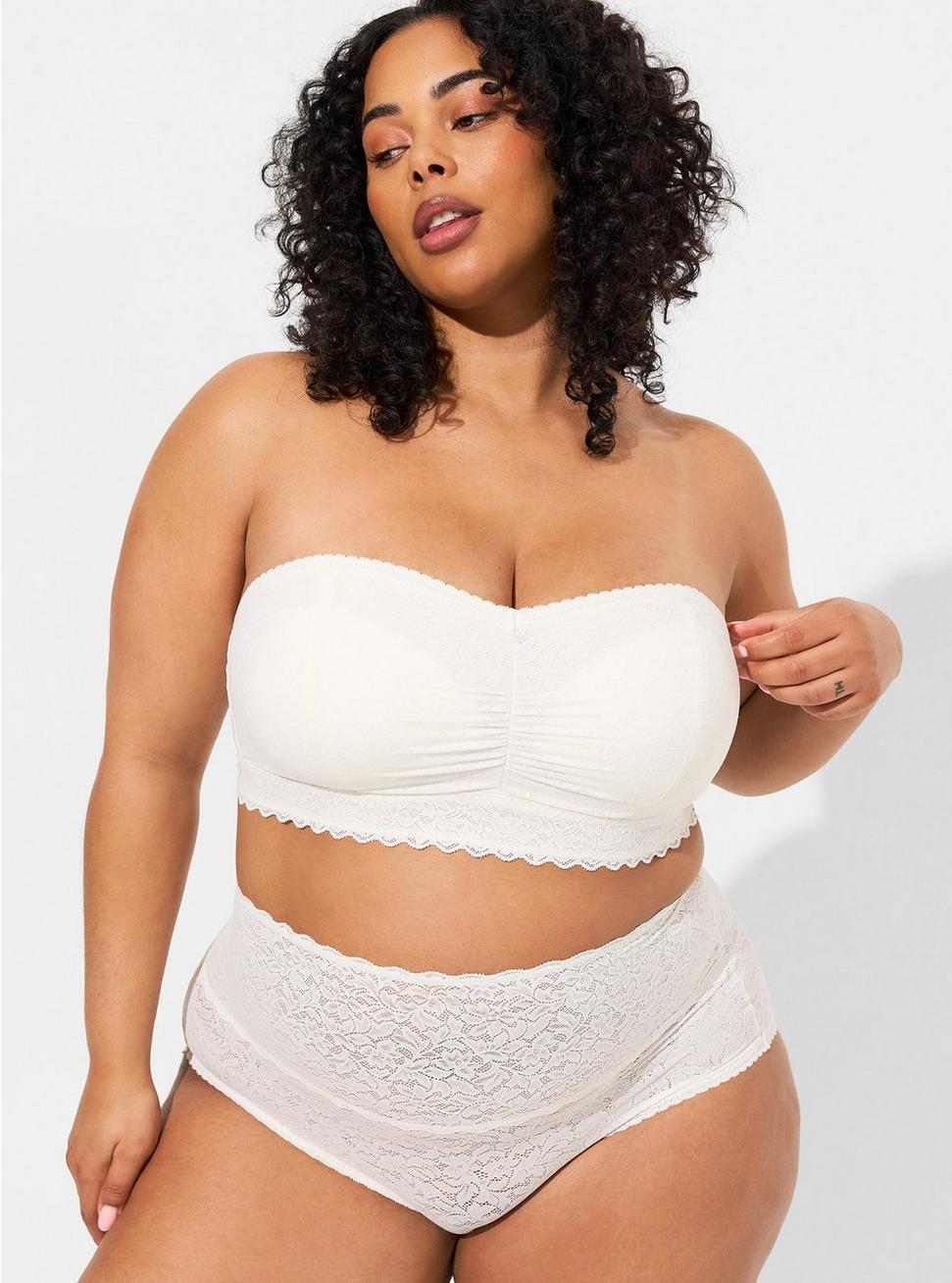 TORRID UNLINED 4 WAY STRETCH LACE BANDEAU BRA CLOUD DANCER WHITE NEW
