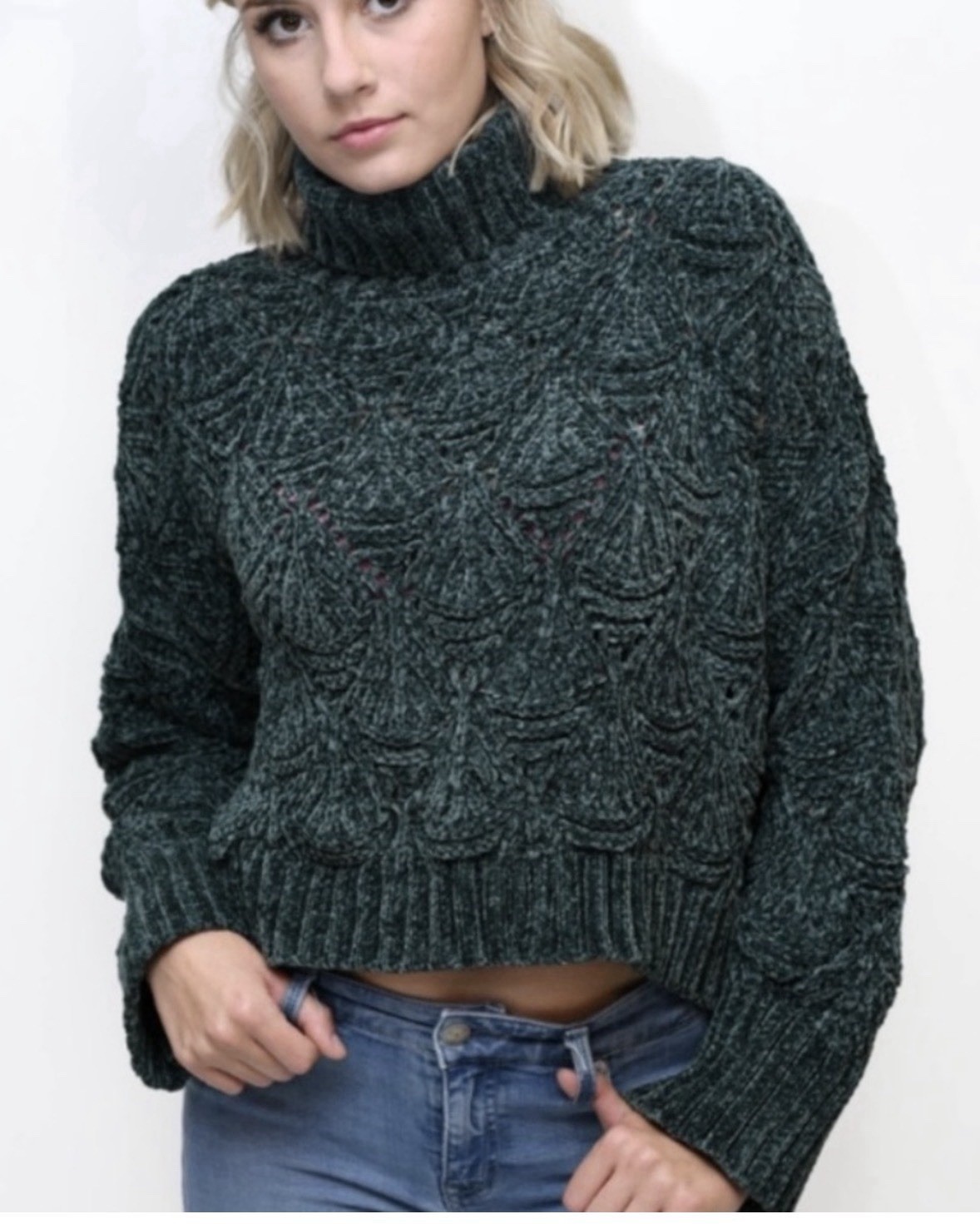 POL Anthropologie Women’s Sweater Green Med Turtleneck Cropped Chunky Knit Boxy
