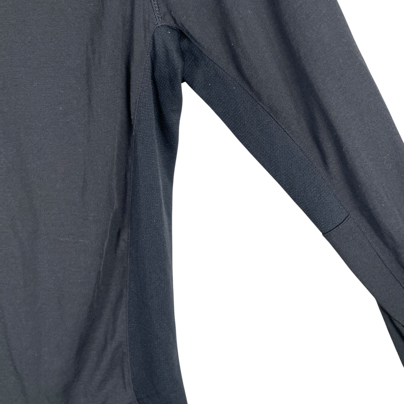 North Face Essential 1/4 Zip Pullover Mens M Black Running Breathable Reflects
