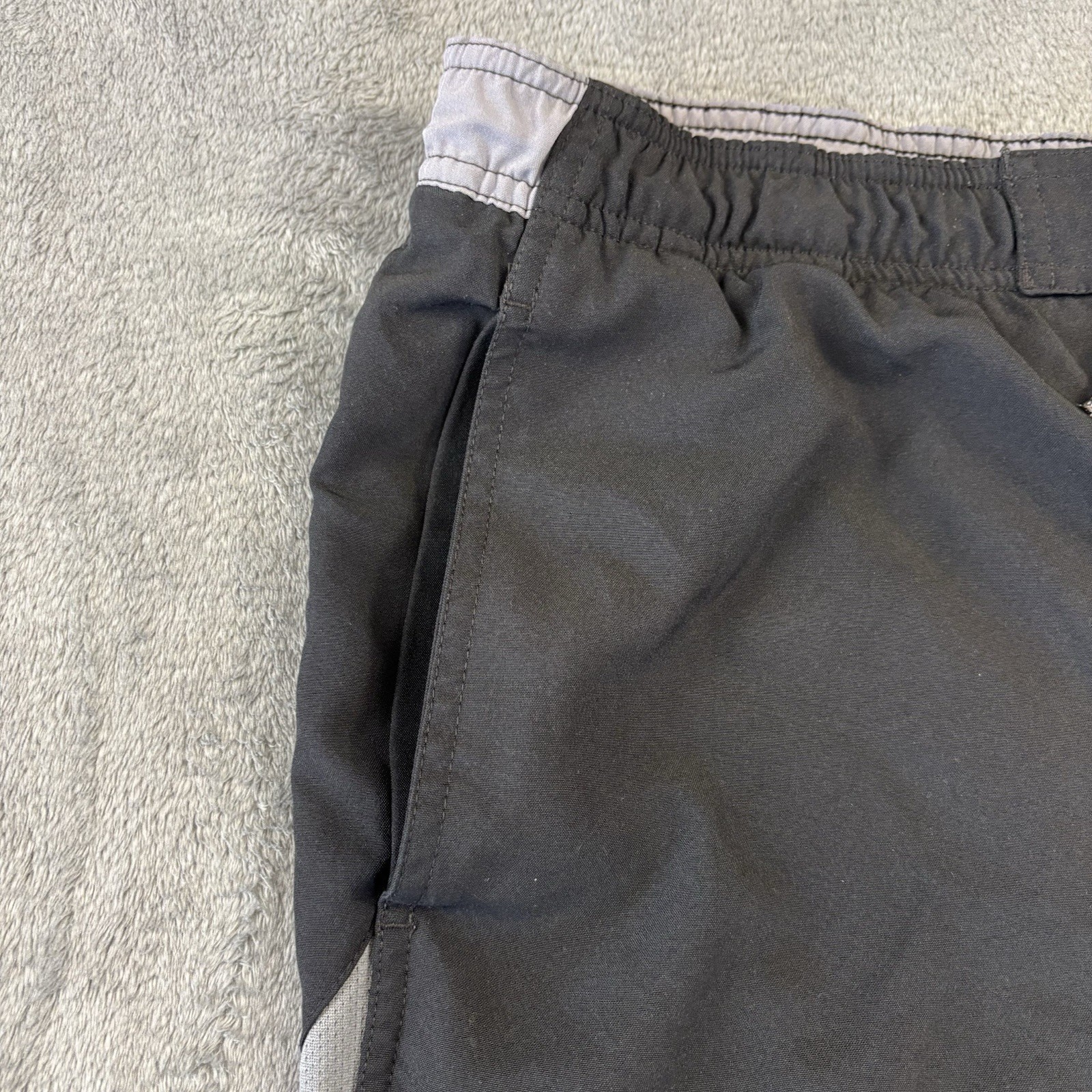 Nike Short Mens L Black Gray Core Contend 9 Volley Swim Trunks Beach Pool Summer