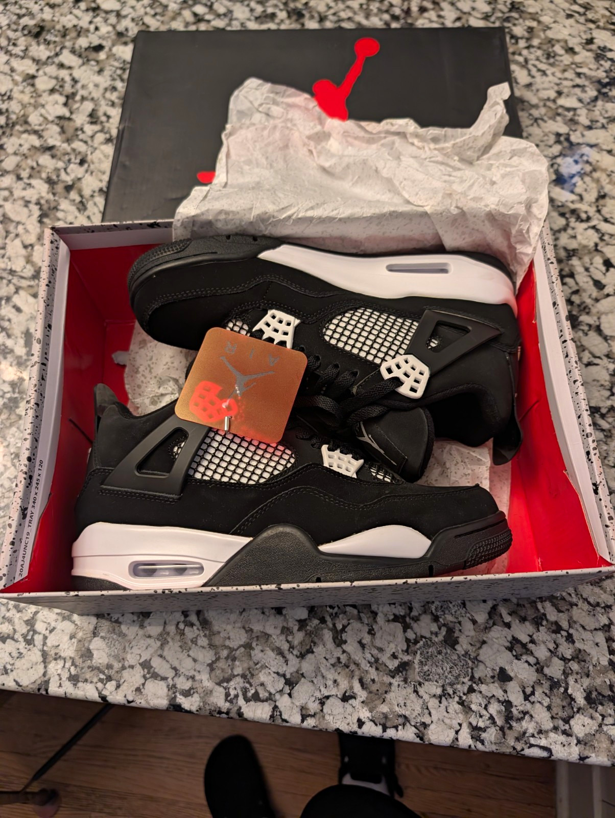 Jordan Air Jordan 4 Men’s Size 8 Black/White New w/ Box Retro White Thunders