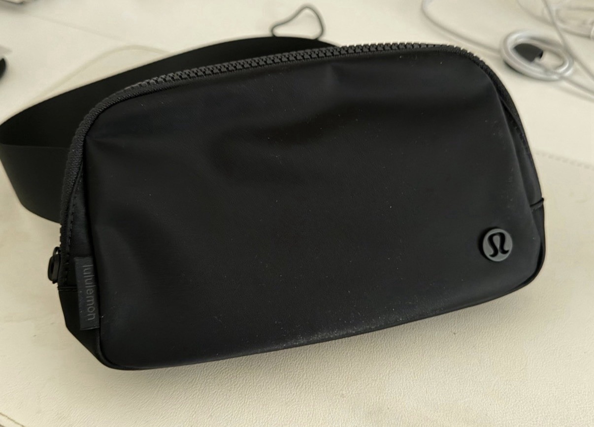Lululemon Everywhere Women’s Belt Bag – Black (142500085)