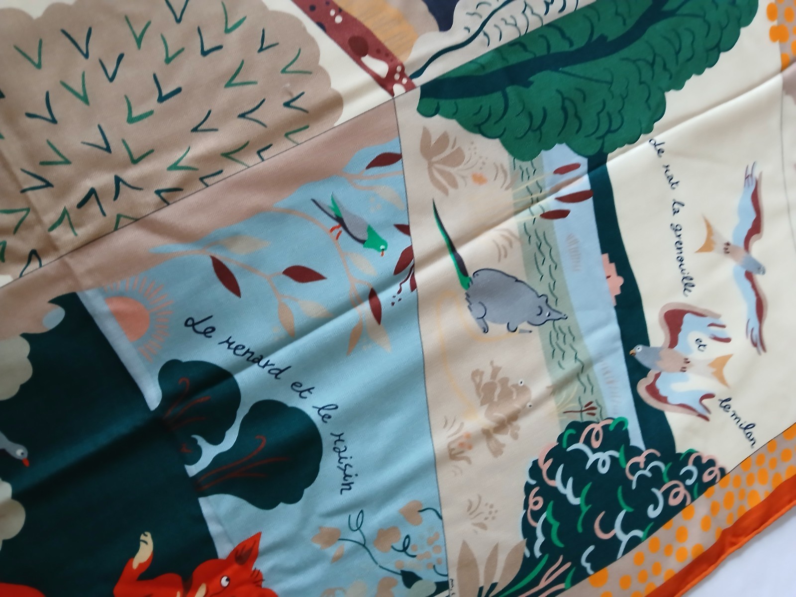 HERMES Shawl 140 Le Livre d’Esope Cashmere Silk Scarf Orange Multicolor Stole