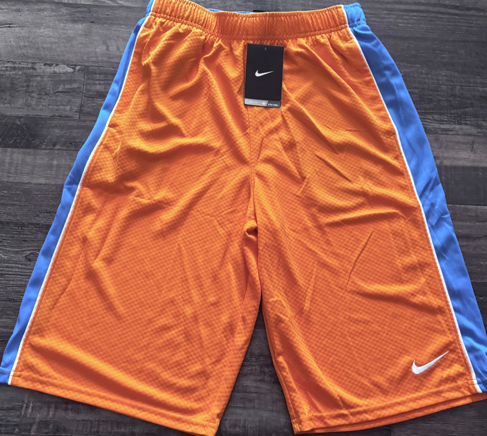 NWT Nike Boys YXL Lt Blue/Lt Bright Orange/White ICE COLD GAME Shorts Set XL