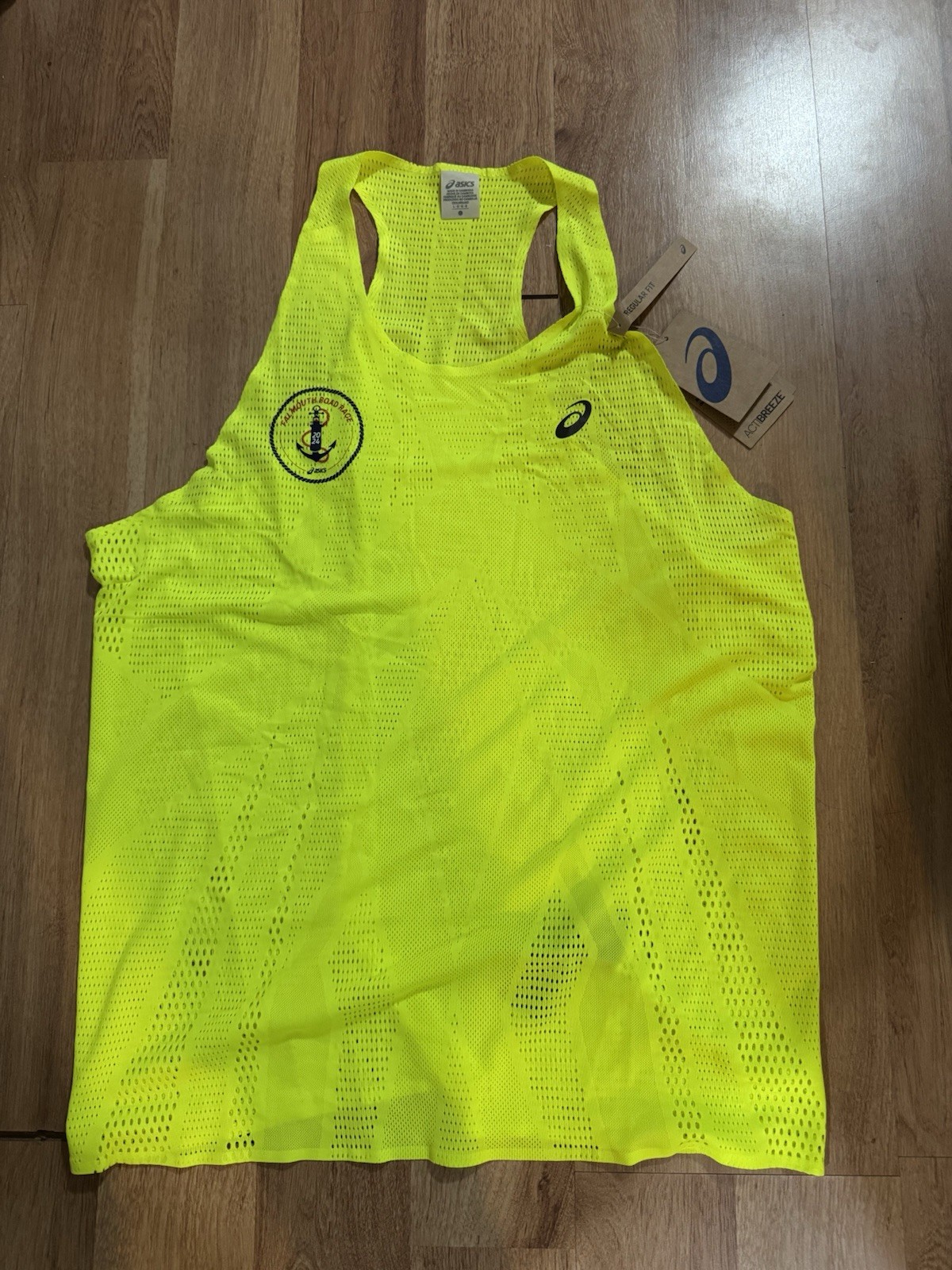 NWT Asics Falmouth Road Race 2024 Metarun Singlet Men’s Racing Top Safety Yellow
