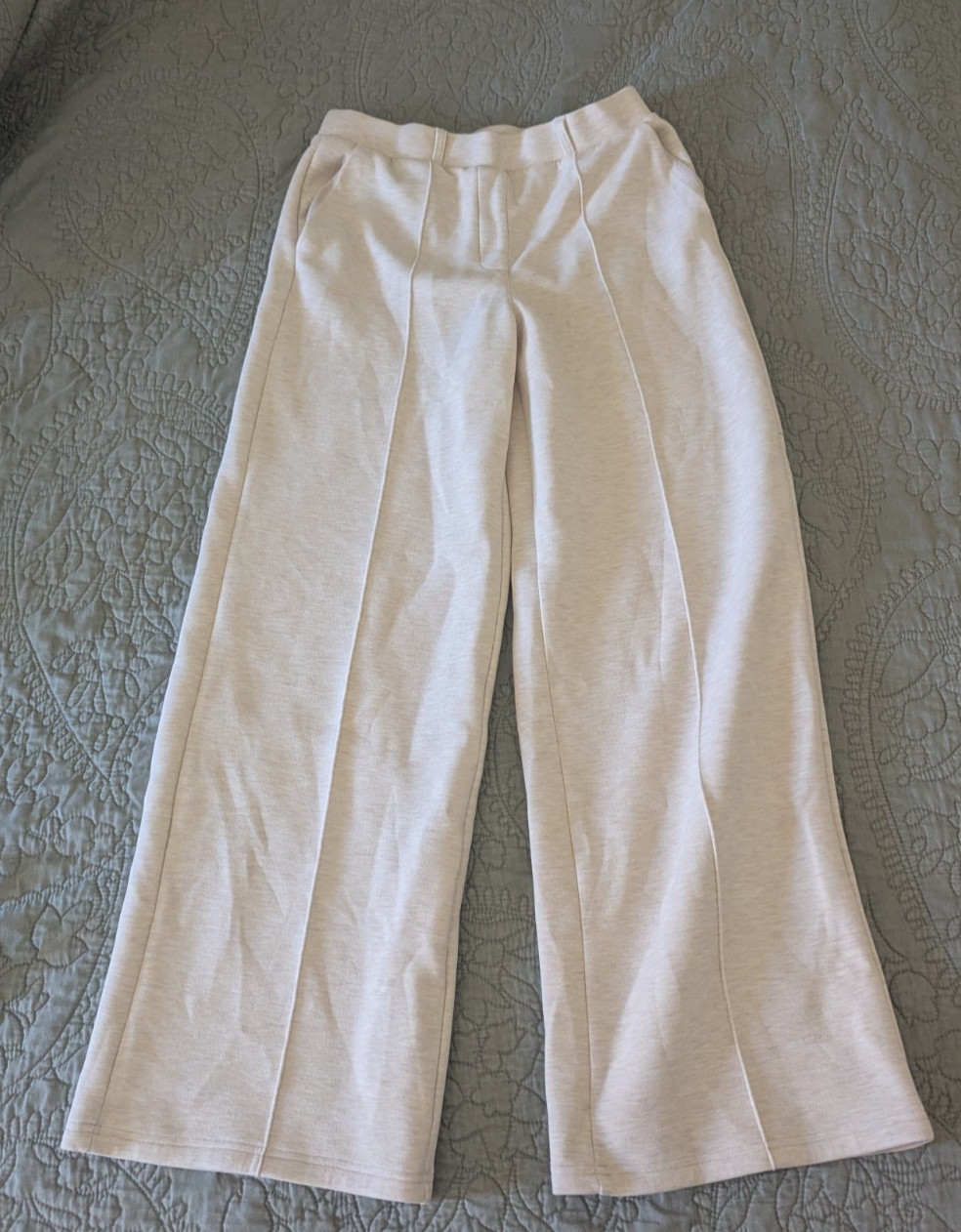 OGL Move Wide Leg Pants Medium Cream Oatmeal Pintuck High Rise Pockets Cozy