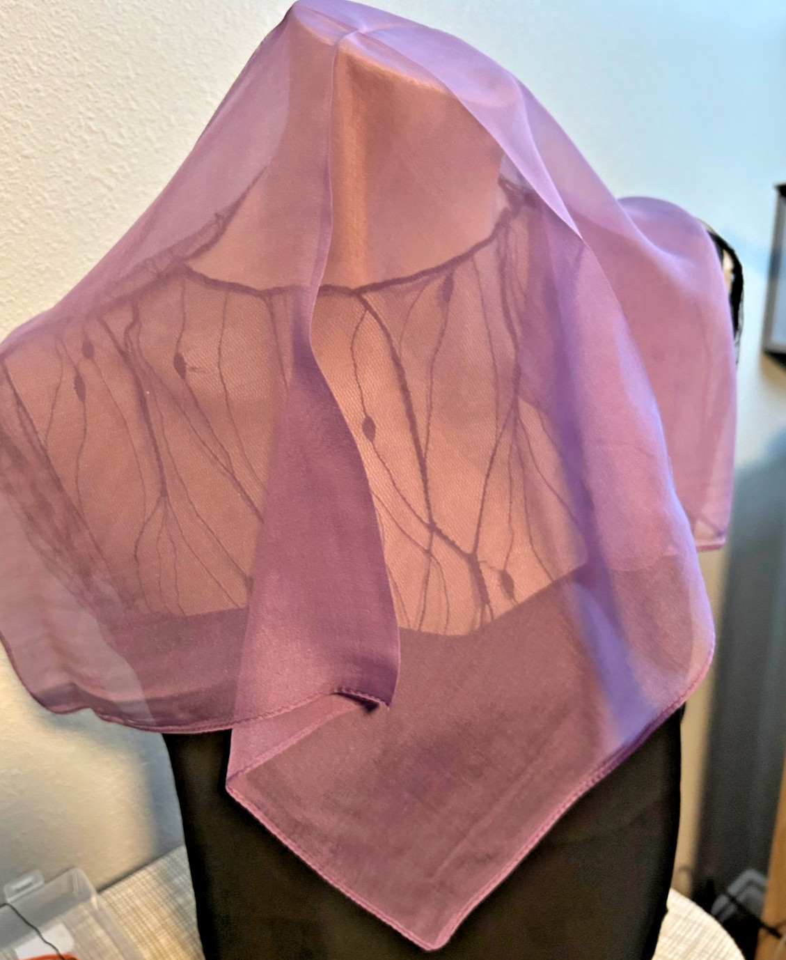 NEW 20 x 21 In. Small Sq. Lavender Solid Color 100% Mulberry Silk Scarf- SS 1035