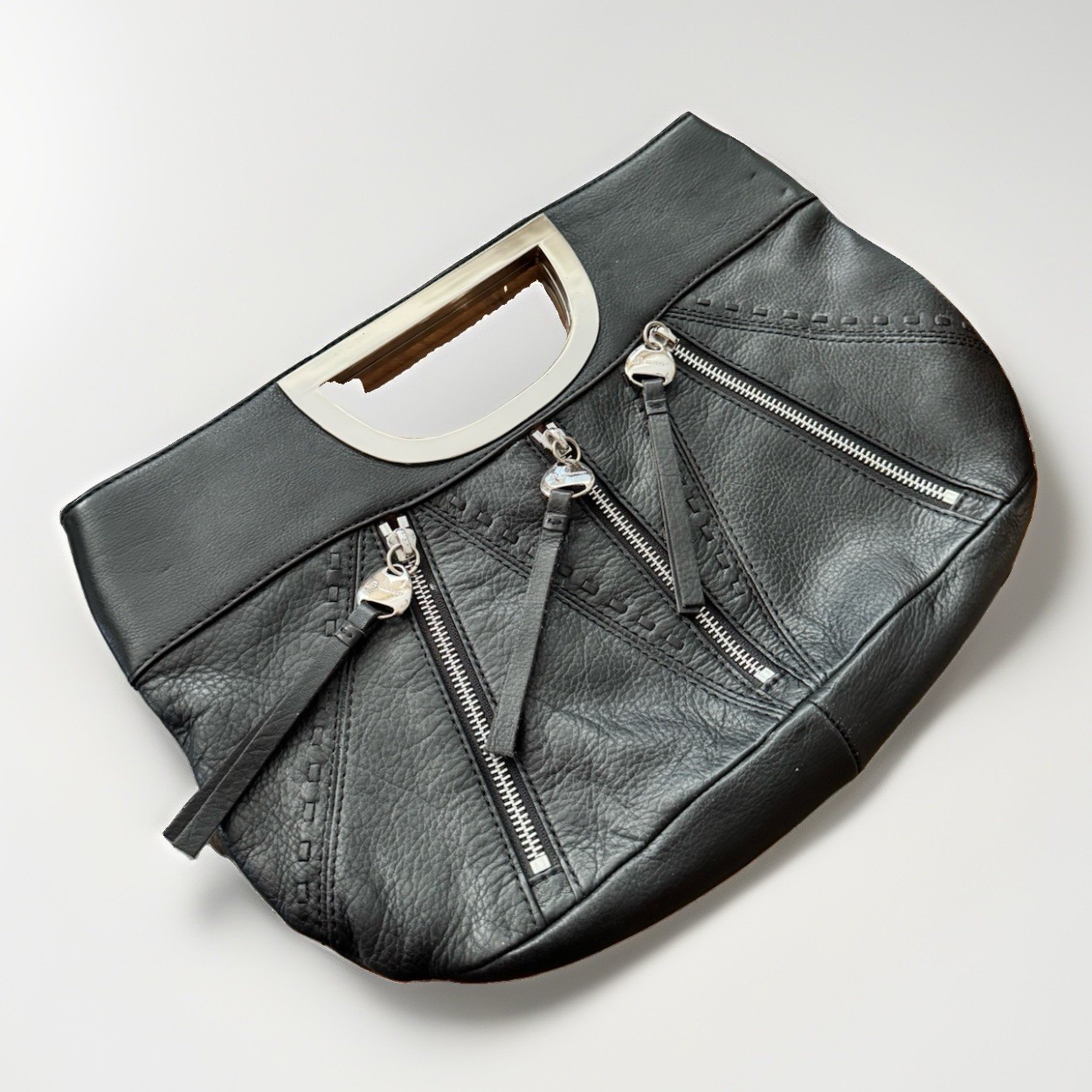 B Makowsky NEW Purse Soft Black leather Bag Zip Accent Pockets Chrome Handle
