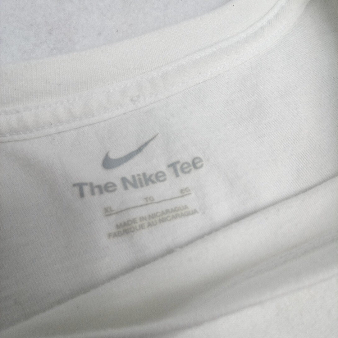 Nike Men’s T-Shirt Athletic Logo Name Printed Active Short Sleeve Tee
