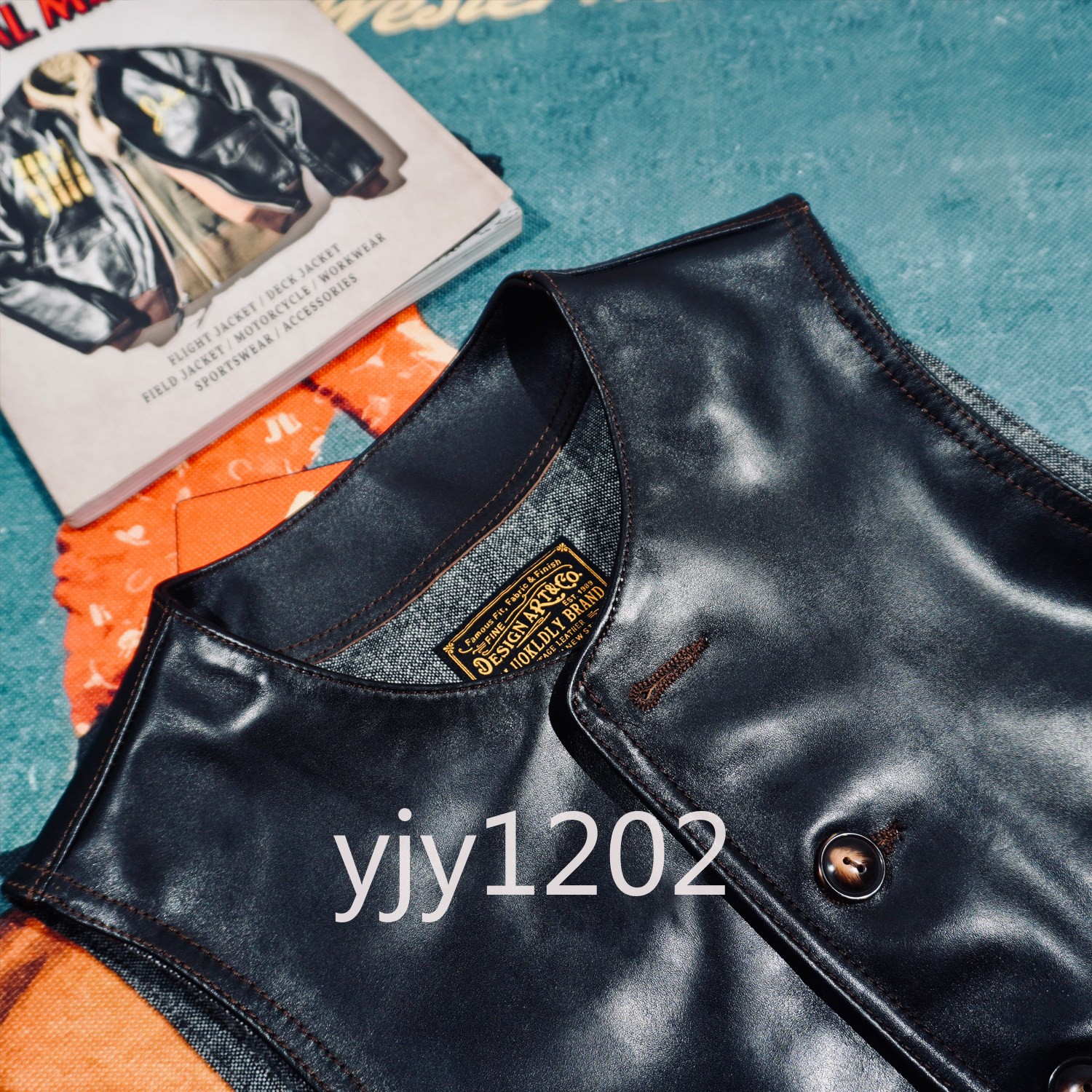 Vegetable Tanned Teacore Horsehide Men’s Retro Short Crew Neck Vest