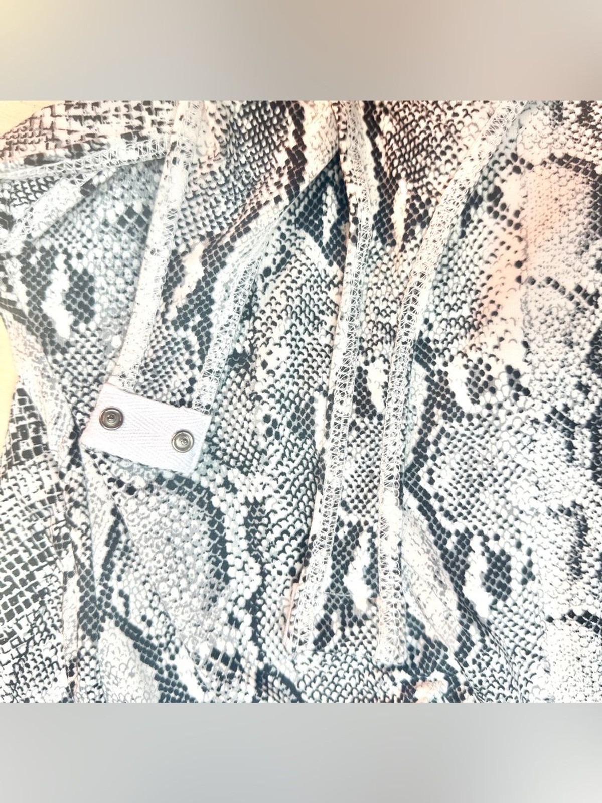 LULUS Women’s Wildlife Black and White Snake Print One Piece Bodysuit Size XS