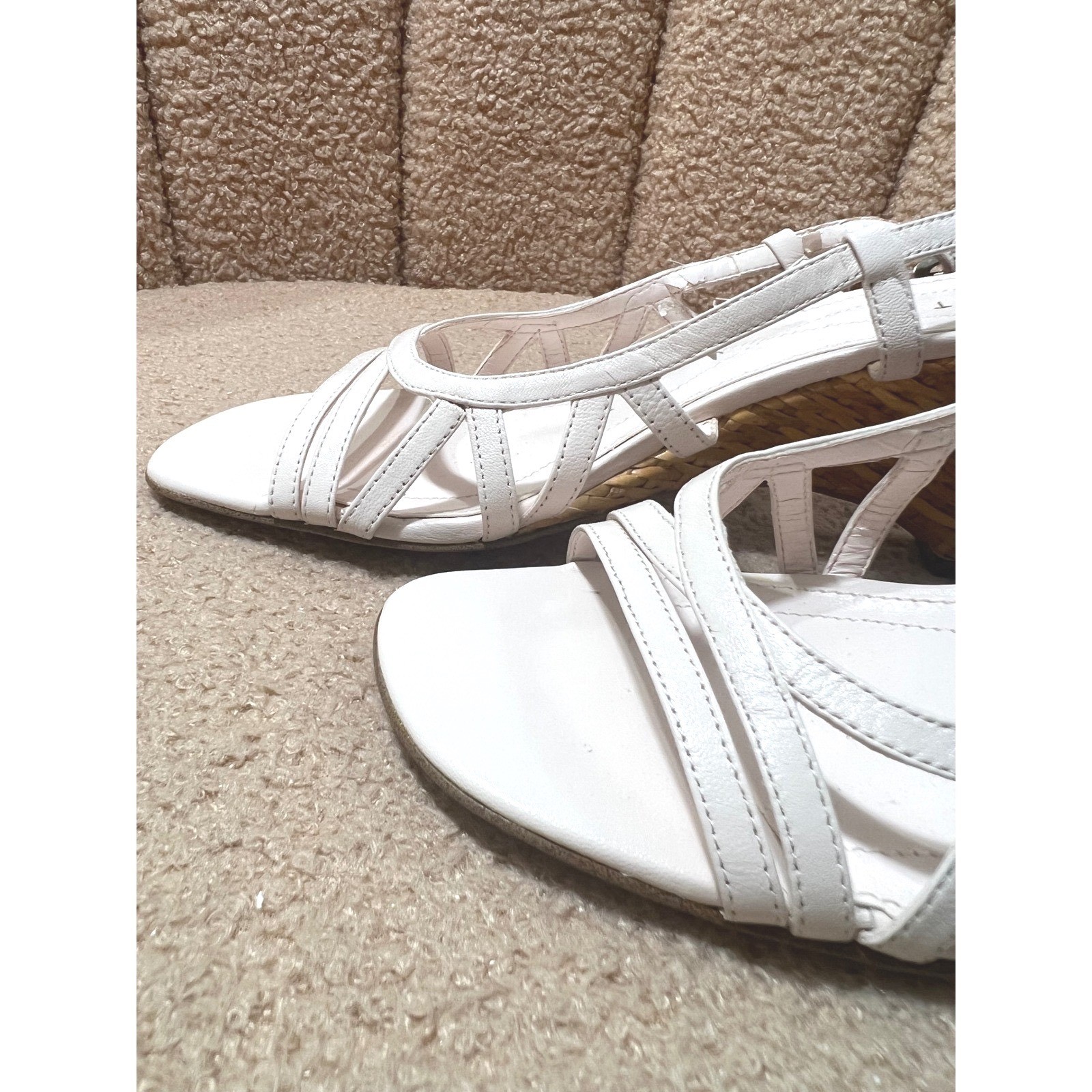 Nine West Essential Pink Leather Strappy Woven Raffia Wedge 7.5M INSOLE PEELINGS