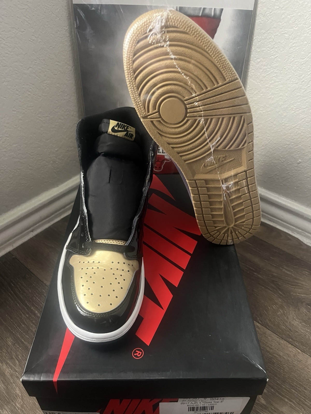 Jordan 1 “Top 3” Gold toe