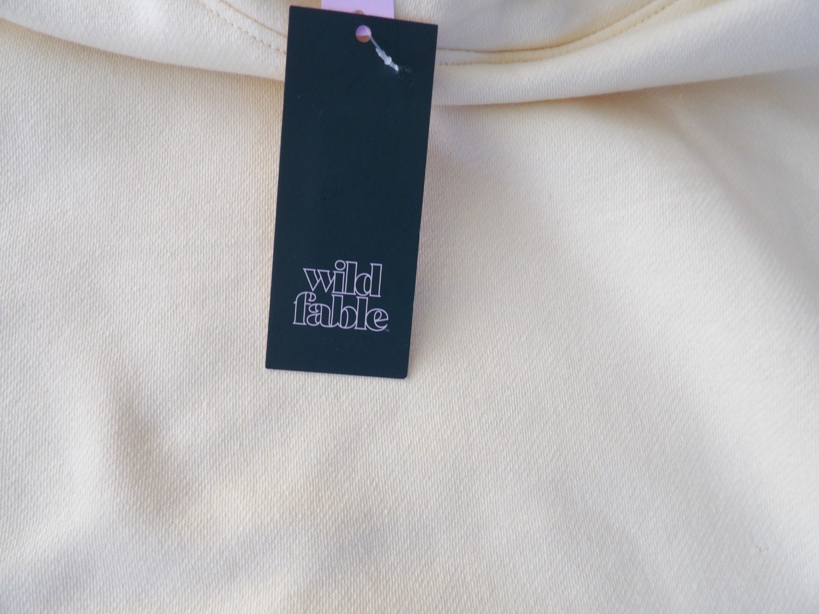 NWT Womens Size XXL Perfect Oversized Serene Yellow Pullover Hoodie with Pockets