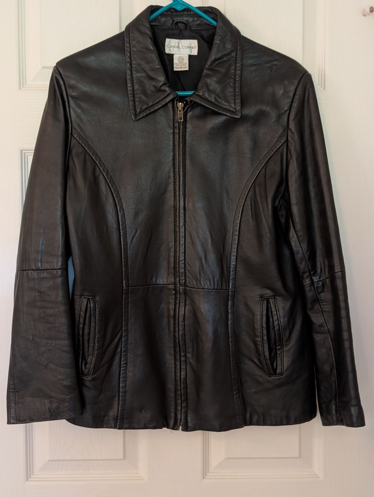 Vintage Casual Corner Women’s Genuine Leather Jacket Soft Black Sz Med YKK Zip