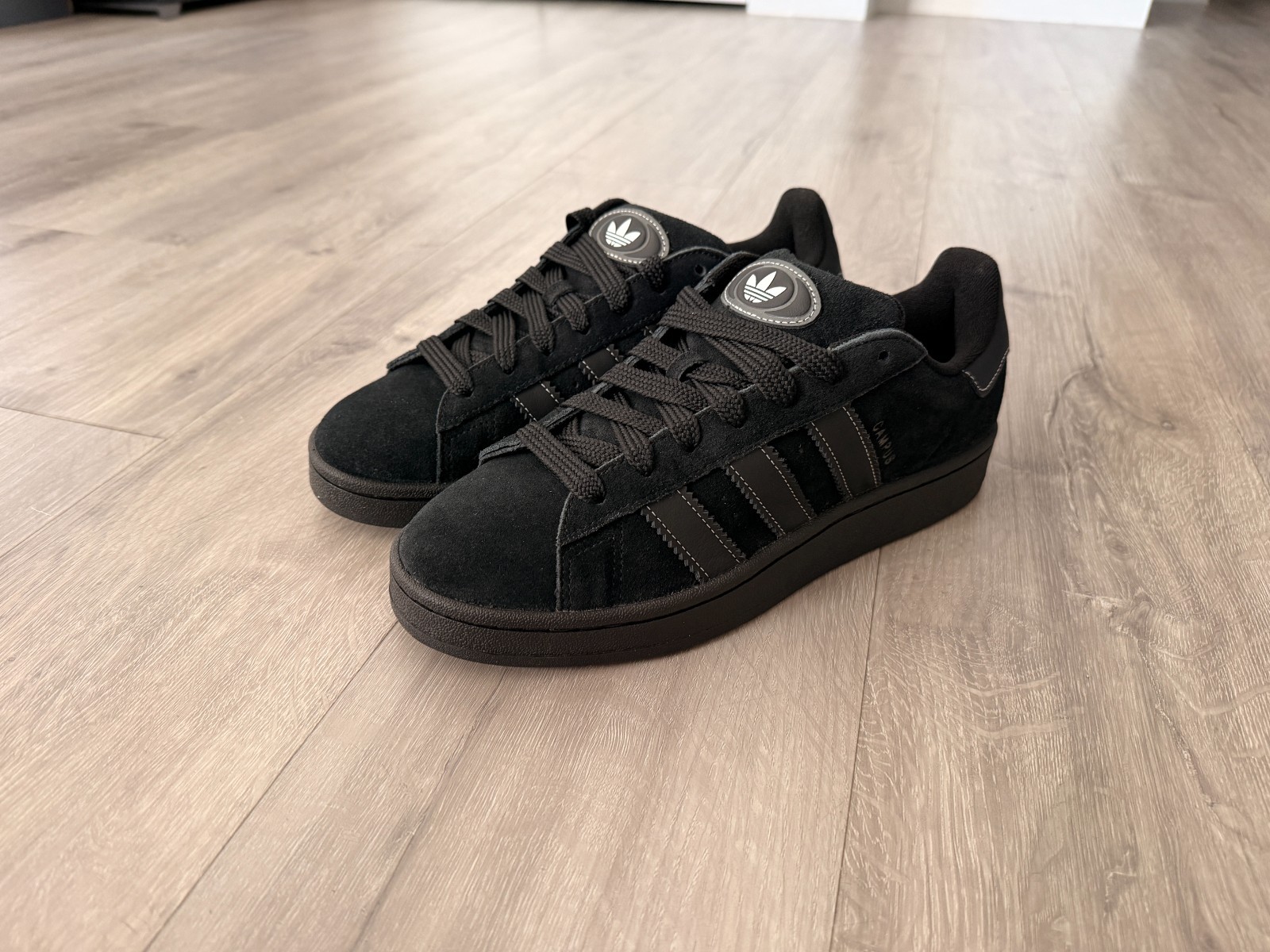 New Adidas Campus 00s Men’s Shoes – US Size 9 – Black IF8768