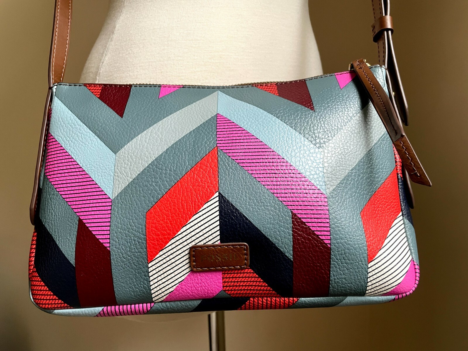 Pre-Owned FOSSIL Fiona Multicolor Chevron PVC Faux Leather Crossbody, CLEAN!