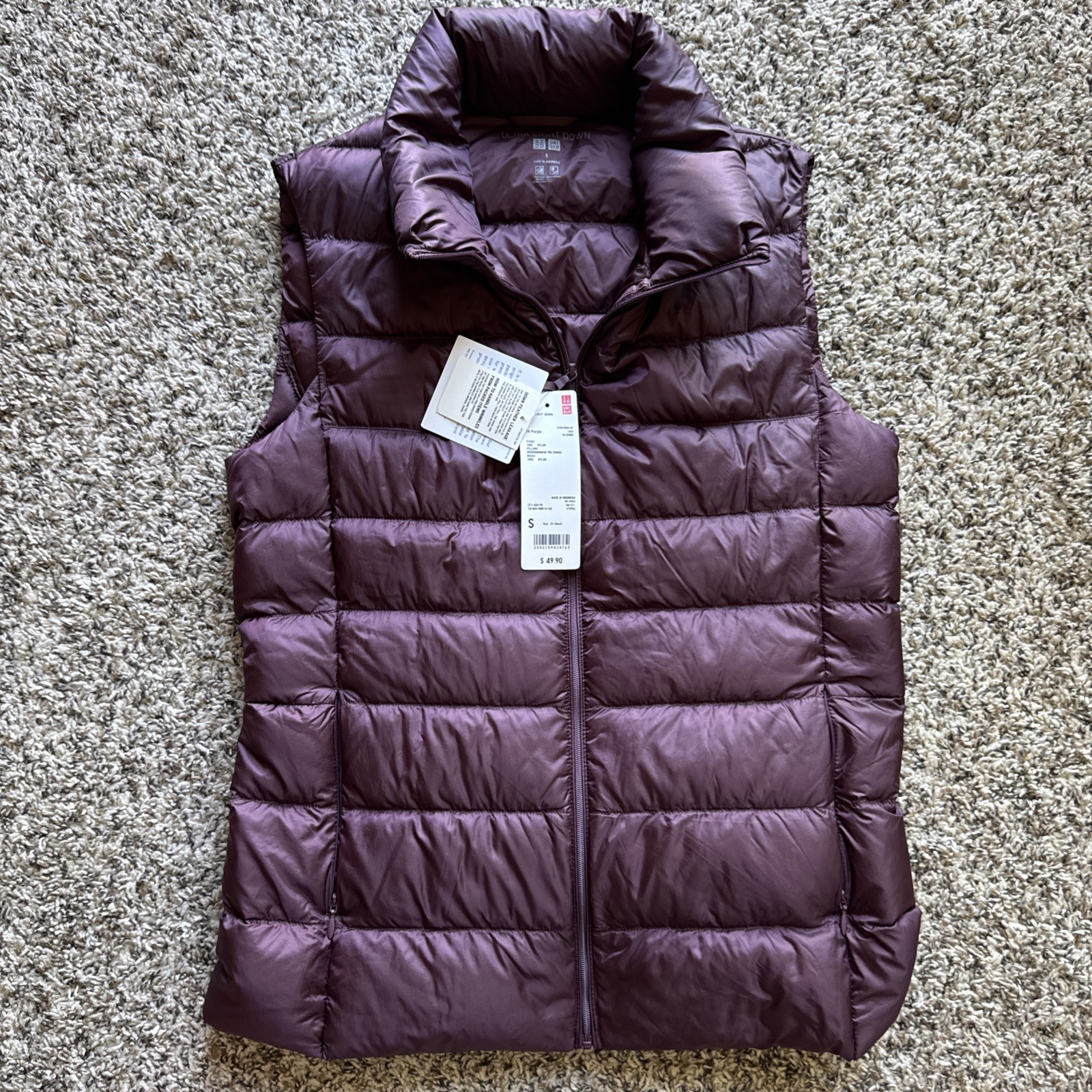New Uniqlo Women’s Purple Ultra Light Down Full Zip Vest Pack Sack Pockets M