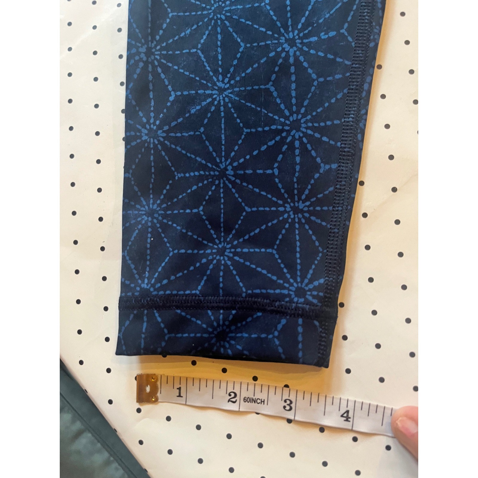 Lululemon Navy Blue Geometric Print High Rise Full Length Leggings 28 Inseam