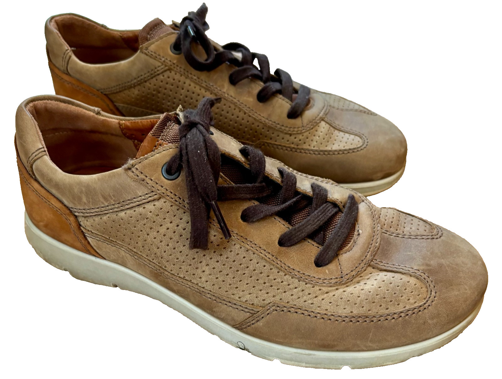 Ecco All-Time Great Men’s Casual Leather size 42 leather (I wear size 10 in US)