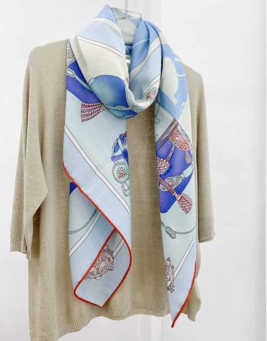70% Cashmere 30% Silk Neckerchief Shawl hourglass Print Bandana Scarf 53” Wrap