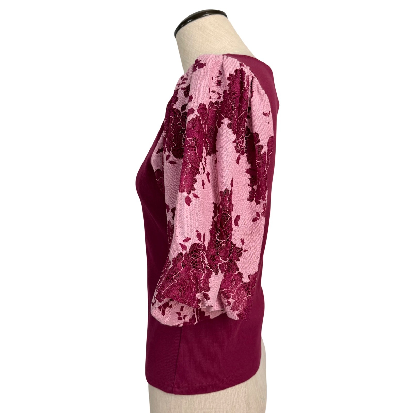 Dolan Left Coast Collection Rib Knit V-Neck Top Puff Lace Sleeve Burgundy Pink S