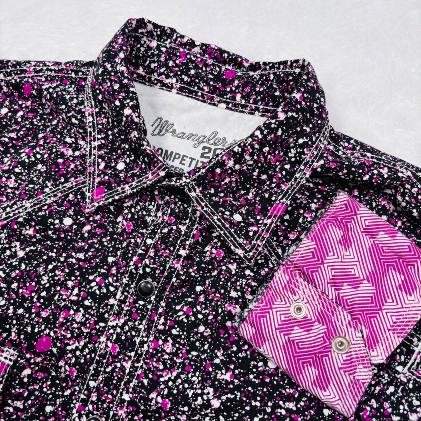 Wrangler 20X Western Shirt Men L Black Pink Paint Splatter Pearl Snap Flip Cuffs