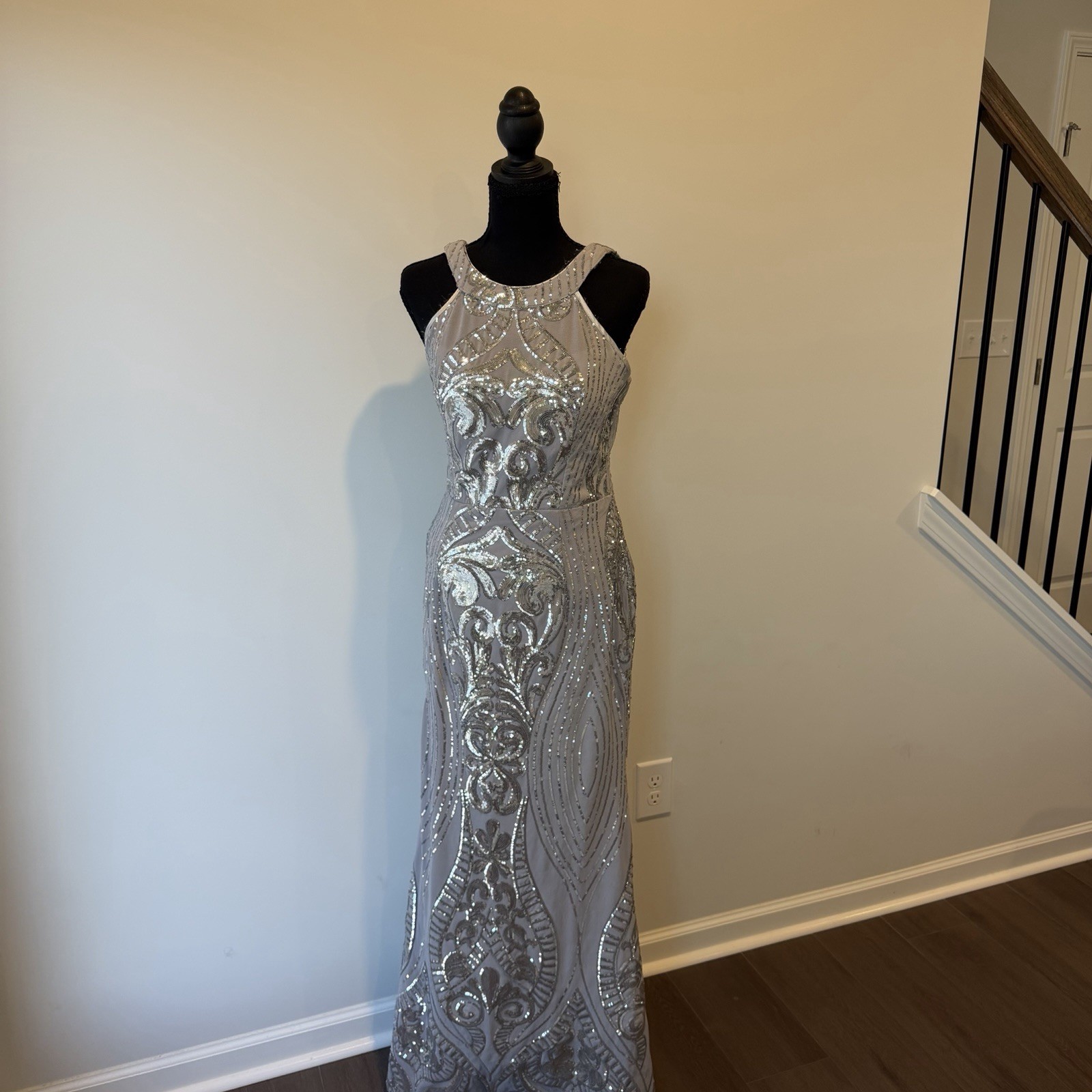 Quiz Silver Gray Sequin Mesh Round Neck Sleeveless Long Gown Formal Party 8