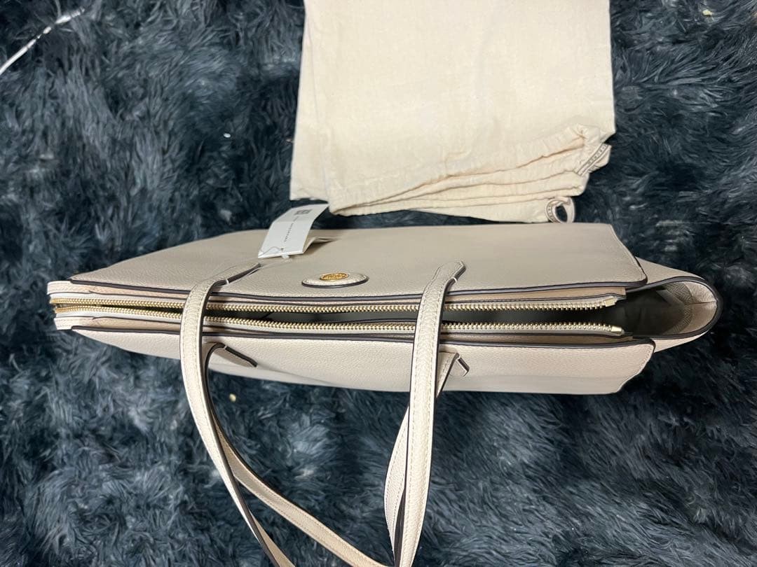 Tory Burch Robinson Pebbled Tote