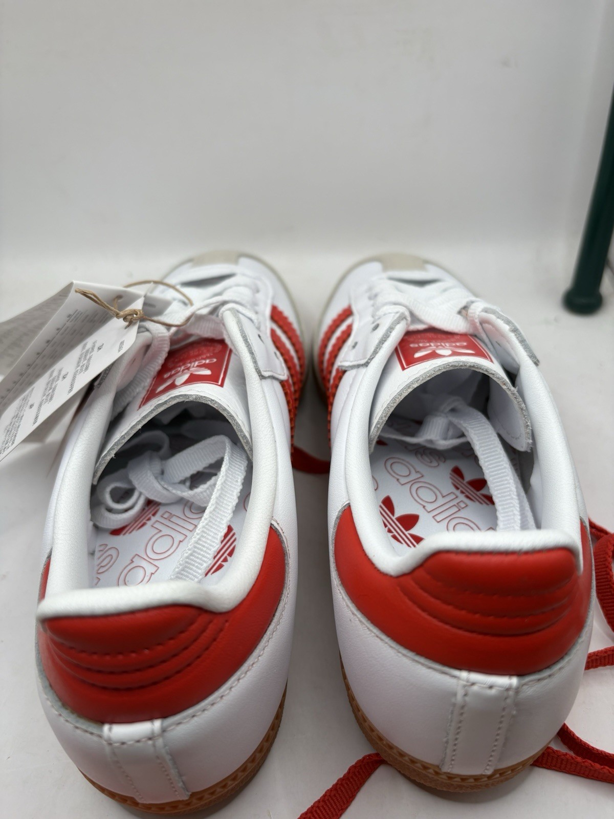 – Adidas Samba OG White Orange Sz 6.5