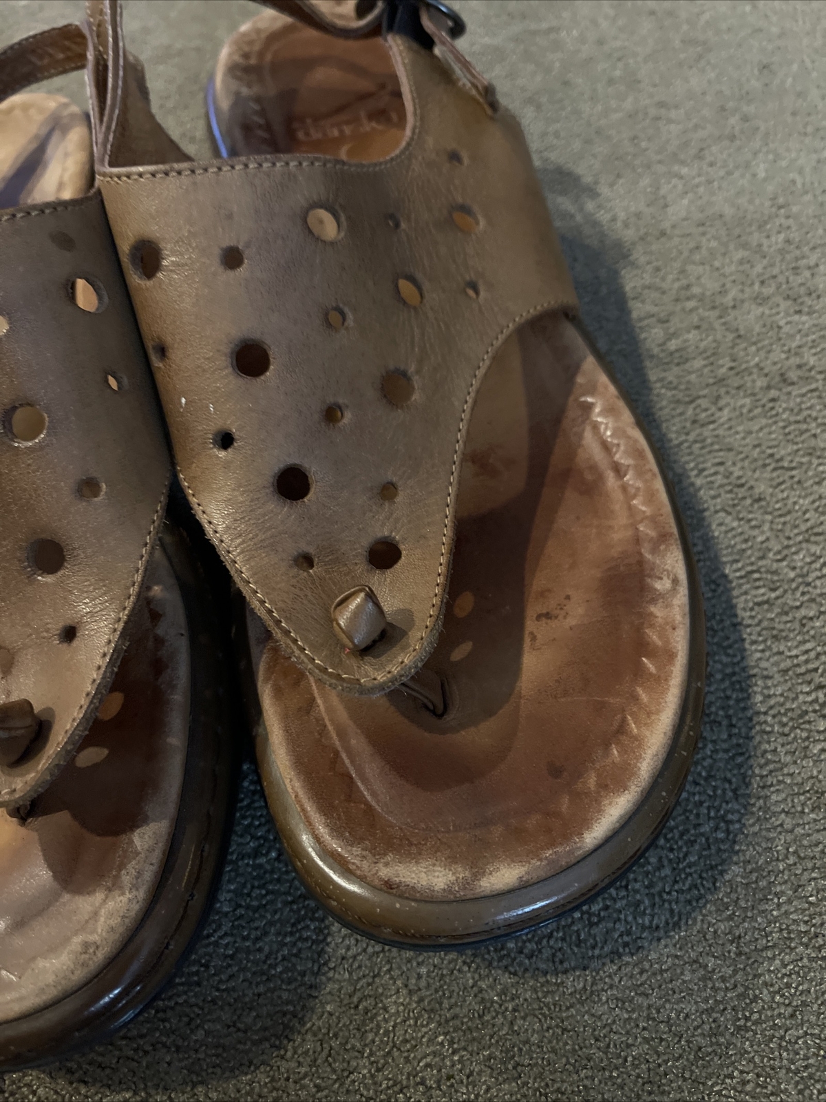 Dansko Tan Brown Sandals Shoes Women’s Size 38 Buckle (TD)