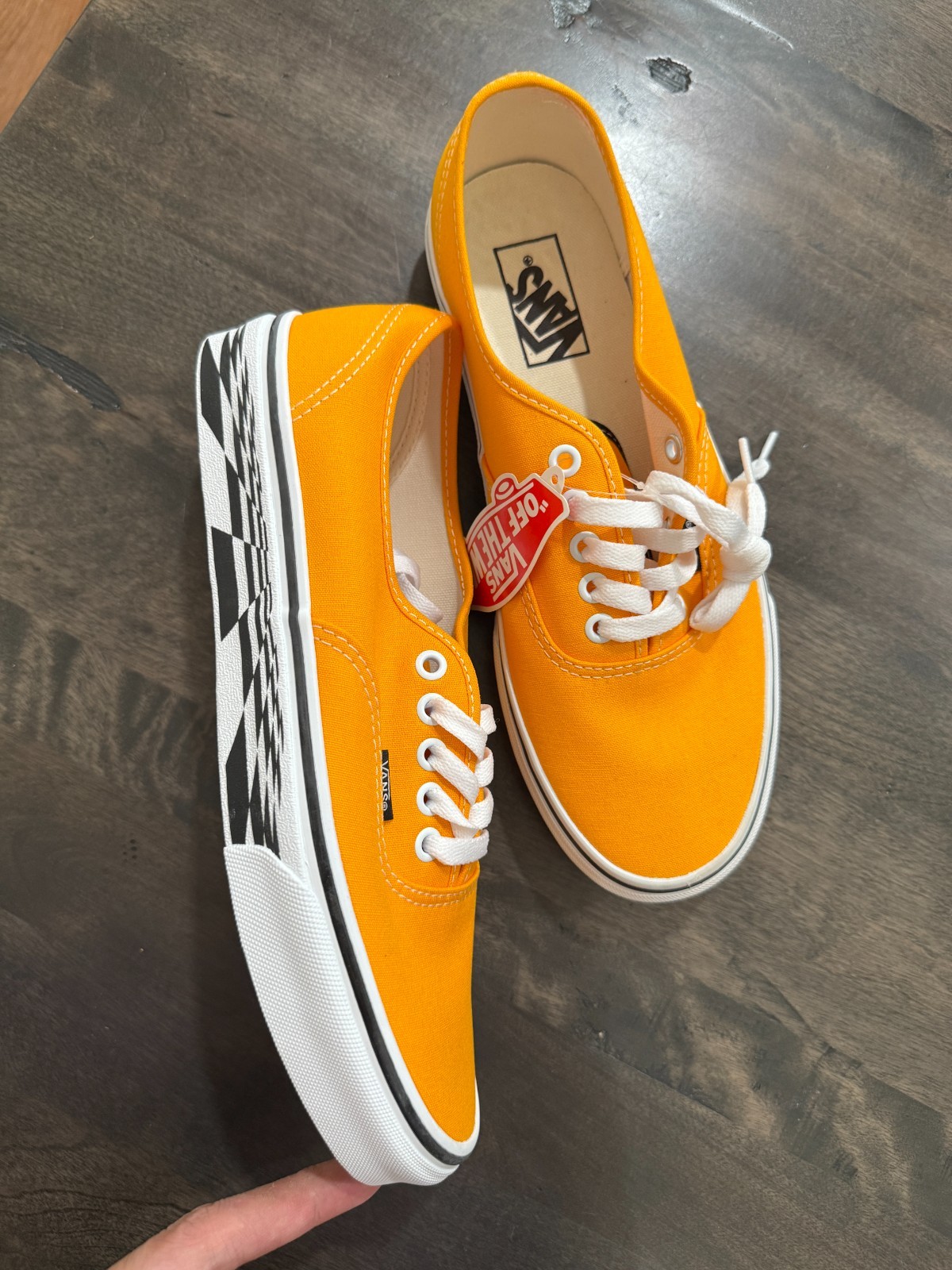 Vans Authentic ‘Desert Sun/ true white’ (SKU VN0A5kRF8ED) Men size 7.5 – 12