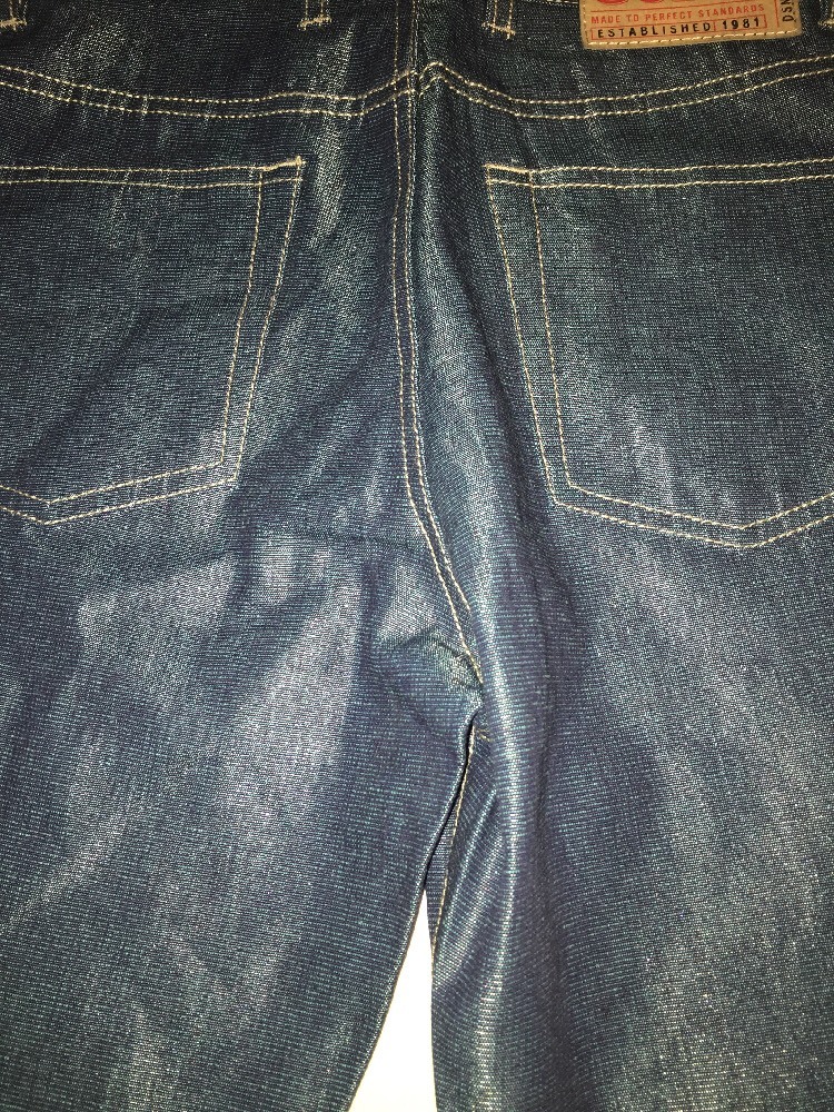 Guess ? Women’s Jeans Original Design Tapered High Waist Lightweight 28 X 31 NWT