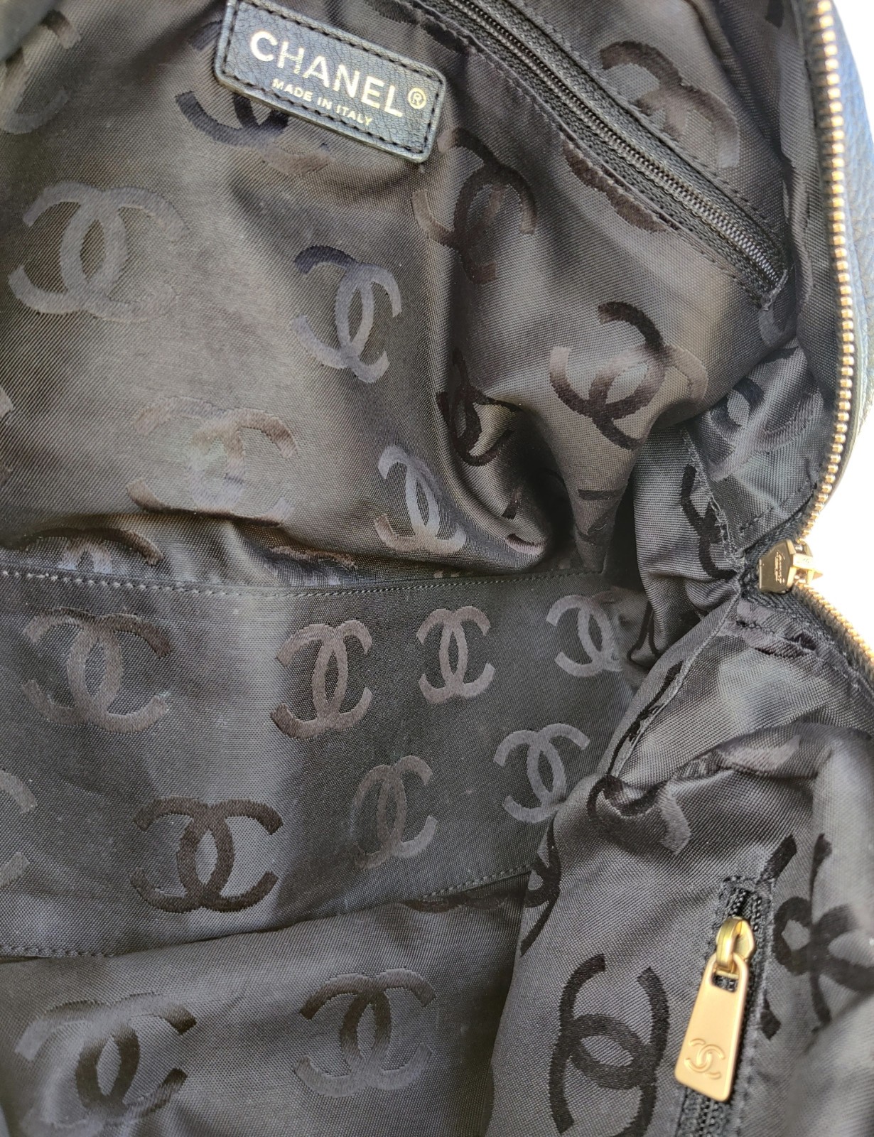 Vintage Chanel Black Leather Bowling Bag Surpique Gold CC Zip Authentic Shoulder