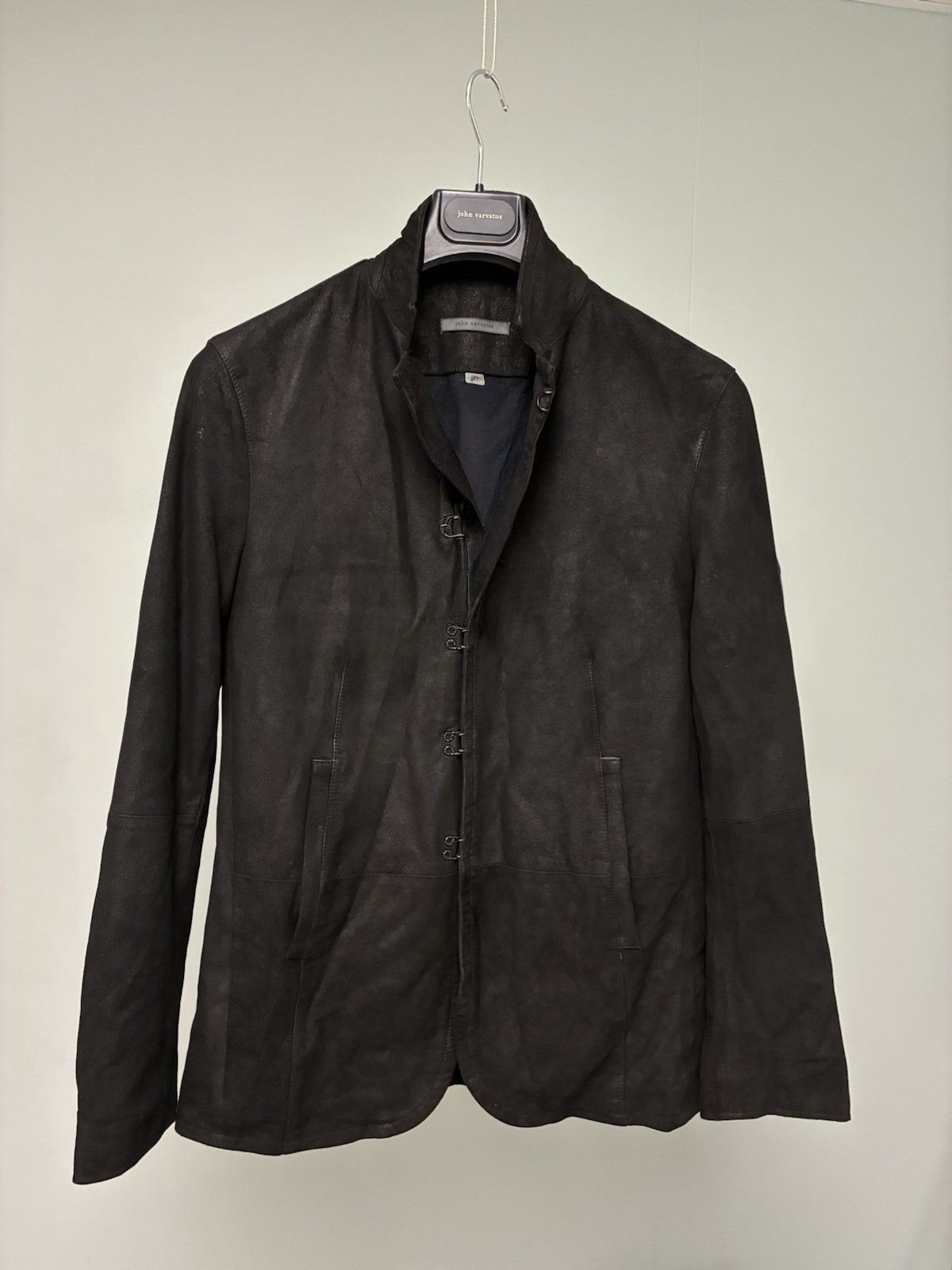 $1898 New John Varvatos Collection Hook And Bar Suede Jacket EU 44 USA 34