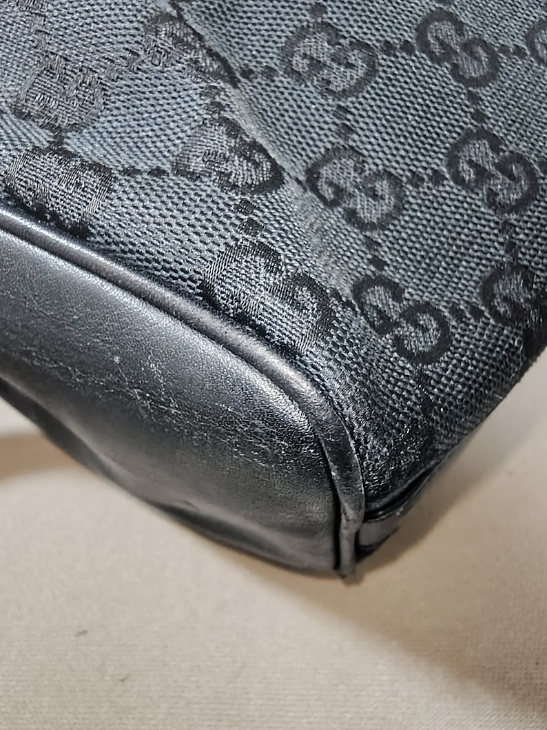 Gucci Hobo Shoulder Bag GG Canvas Black Authentic 504T0455