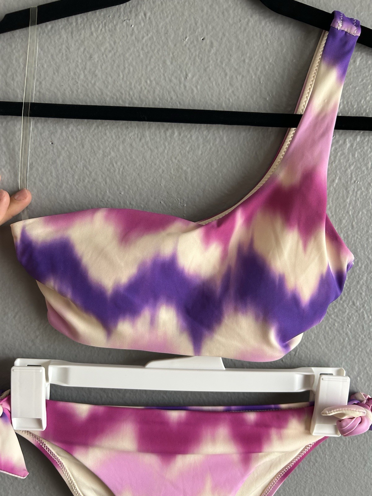 énfasis Women’s Purple/Pink/Beige Tie-Dye One Shoulder Bikini Set 2-Piece 36 B