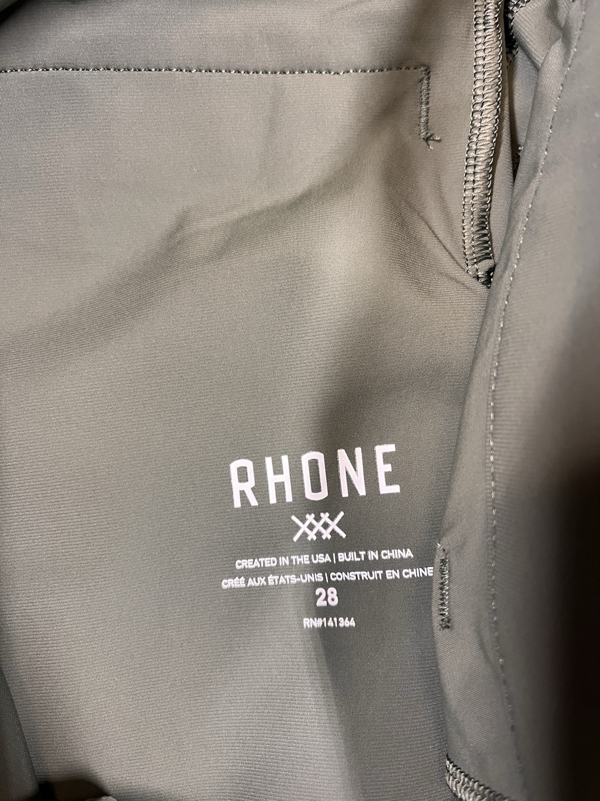 Rhone Resort Pants Sz 28 Mens Stretch Performance Travel Green UPF 50+ $138 MSRP