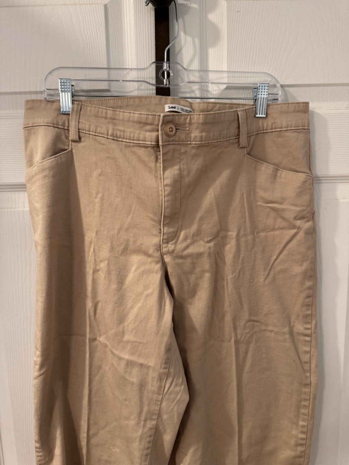 Lee Capris Cropped Pants Womens 12 M Natural Fit Below Waist Khaki Tan 35×19