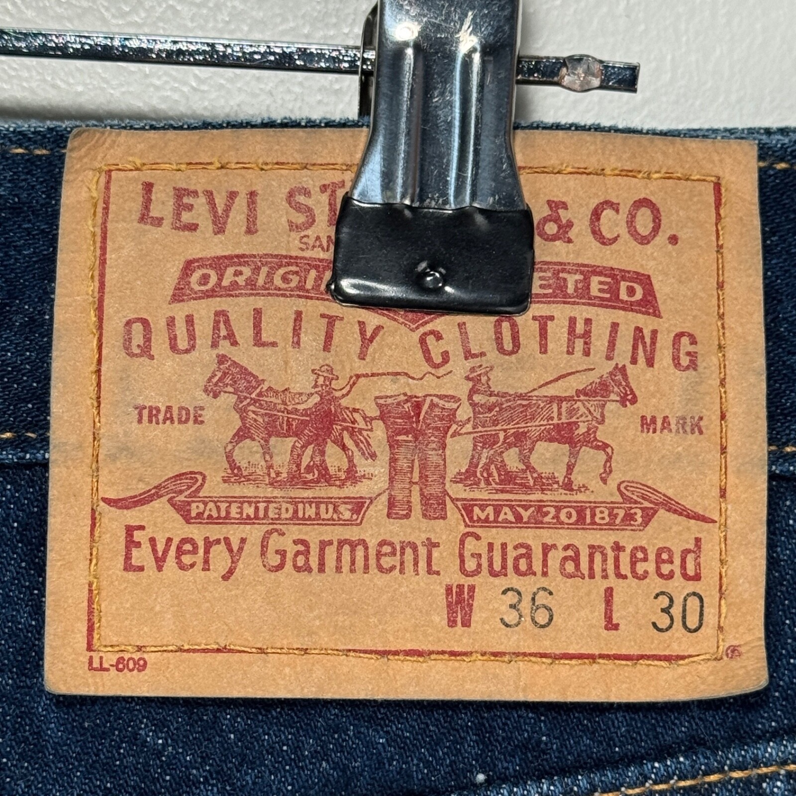Vintage Levi’s 550 Relaxed Fit Baggy Jeans Blue Denim Loose 2003 Men 36×30