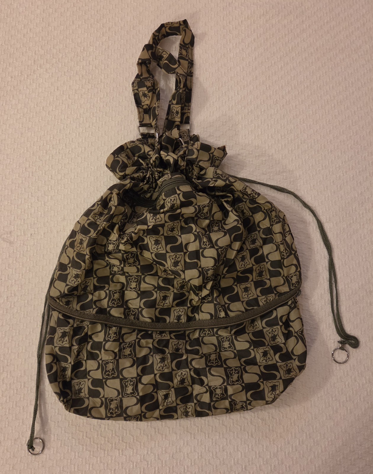 Portable Tote Drawstring Bag Zips Into Self Carry In Purse Or Car 16×13 To 7×4