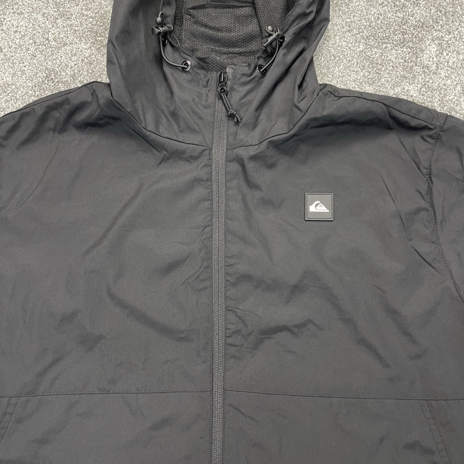 Quiksilver Windbreaker Jacket Mens Large Hooded Full Zip Logo Mesh Lined Pockets