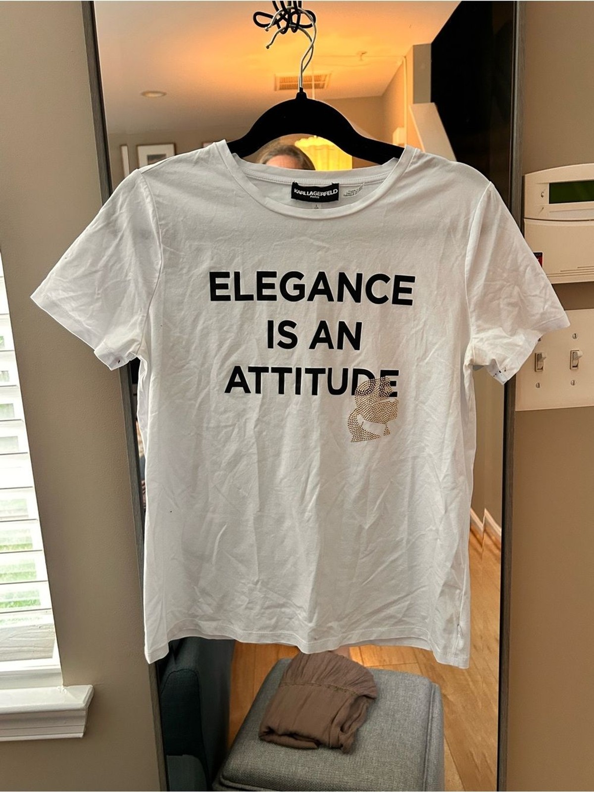 Karl Lagerfeld White and Black Graphic Crewneck Tee Small