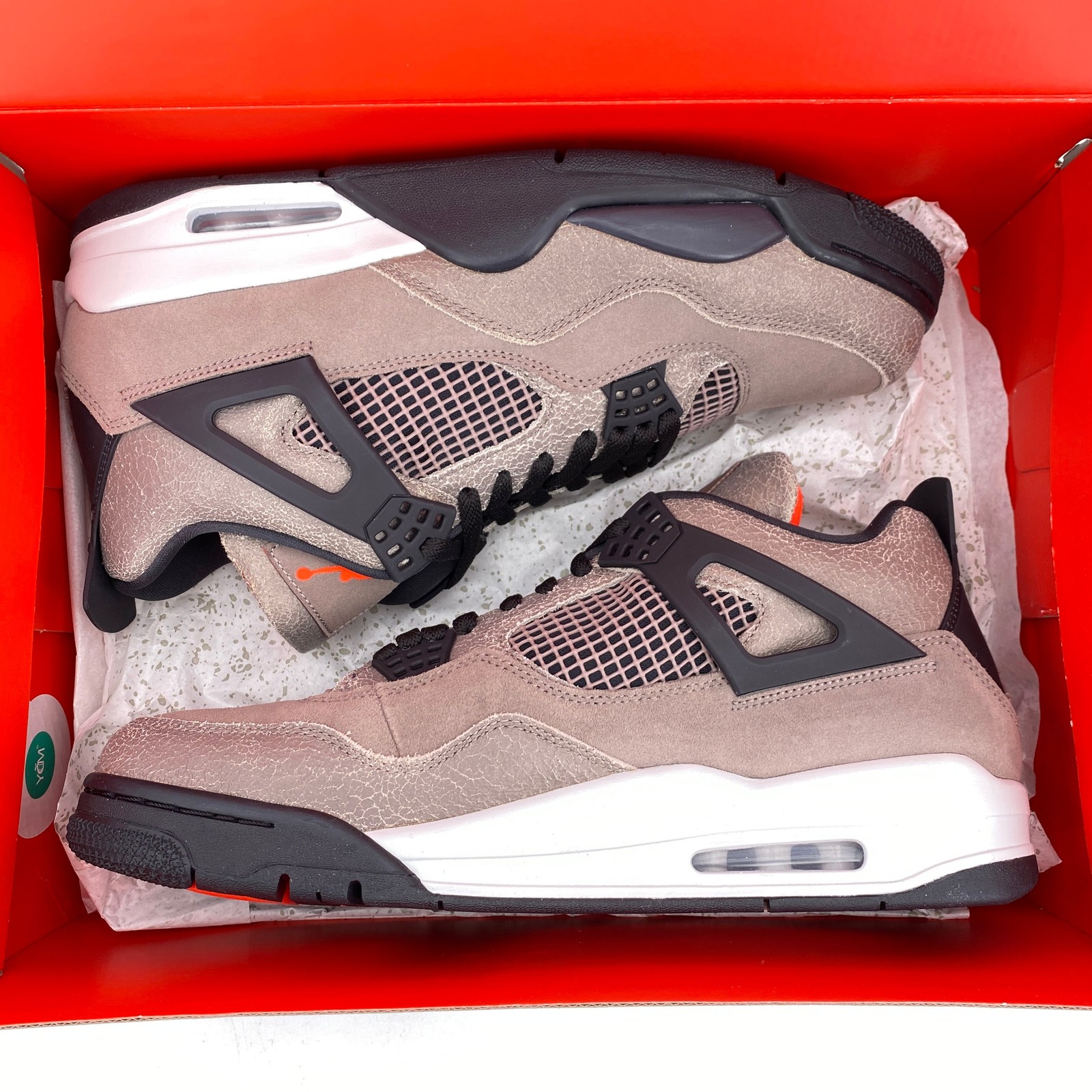Air Jordan 4 Retro “TAUPE HAZE” 2021 – Size 12 – db0732 200 (10644-15)