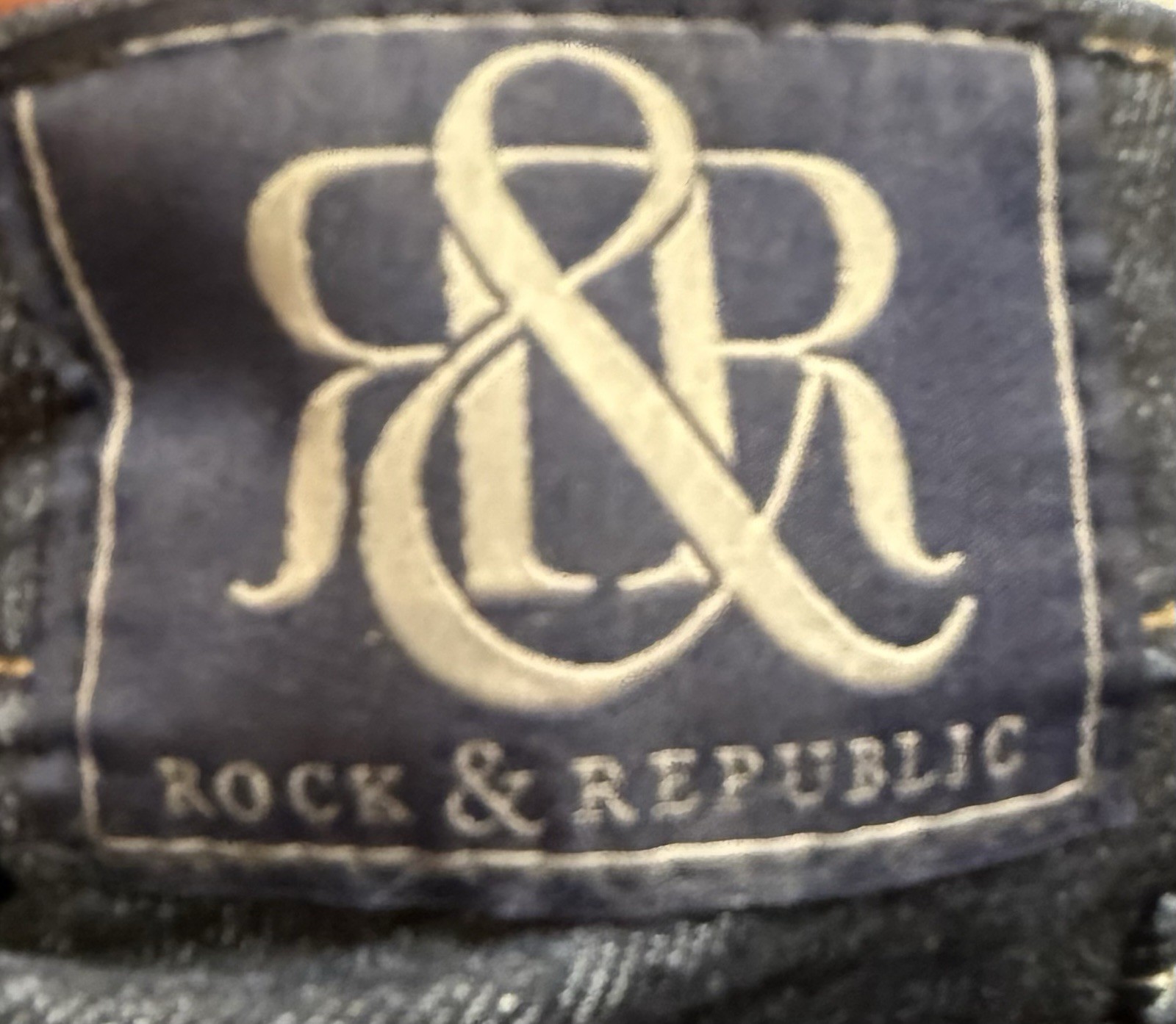 Rock & Republic Kasandra Bootcut Jeans Women’s Size 28 Dark Wash Rhinestone