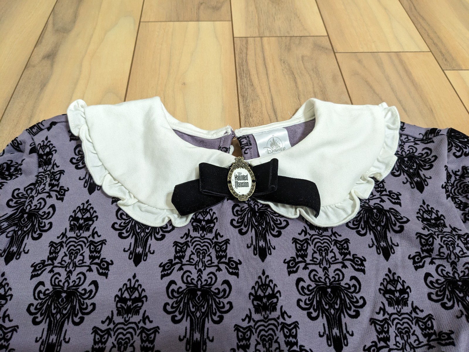 EUC! Disney Parks The Haunted Mansion Wallpaper Long Sleeve Collar Dress Size S